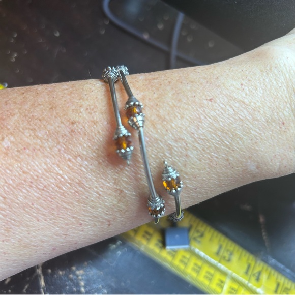 Silver tone‎ and orange beaded bracelet ornate style wrap around - Picture 4 of 7